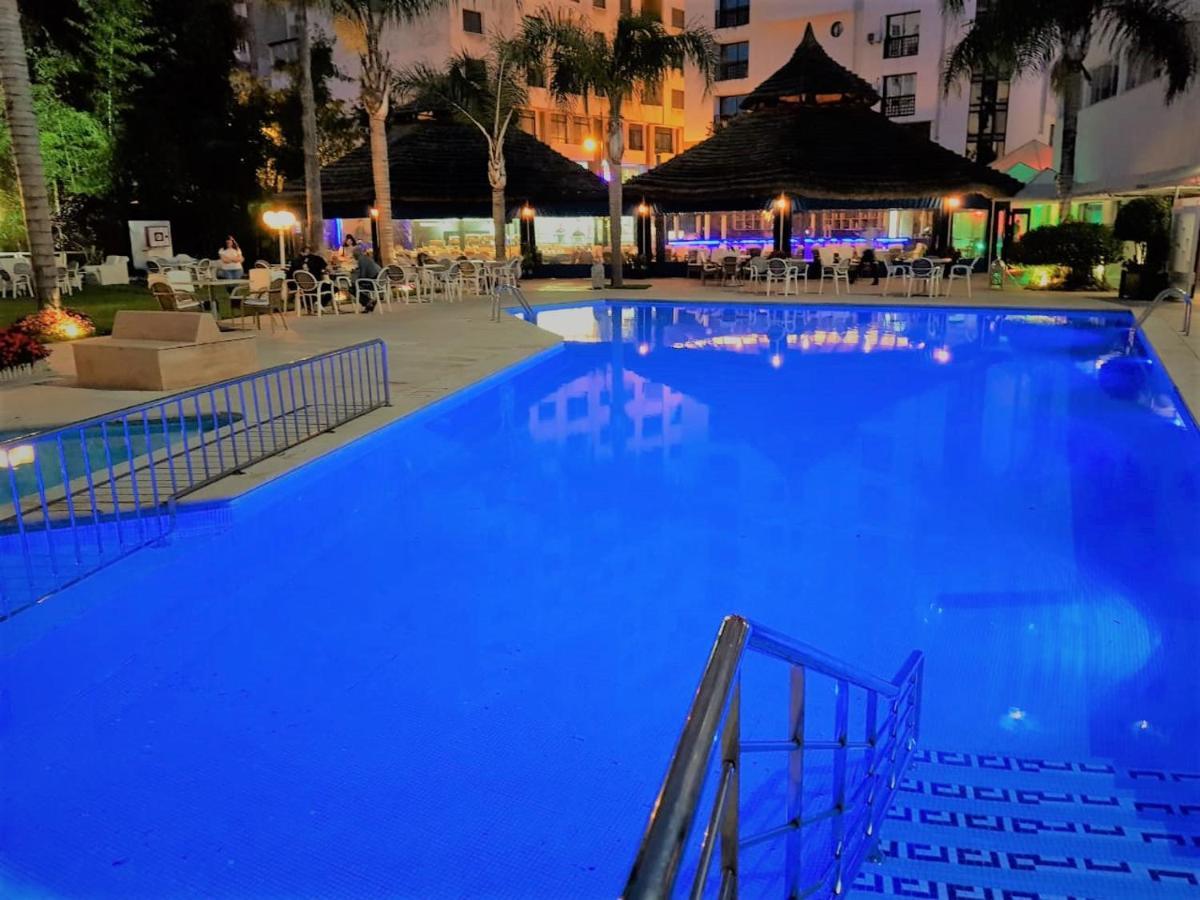 El Oumnia Puerto & Spa Tangier Bagian luar foto