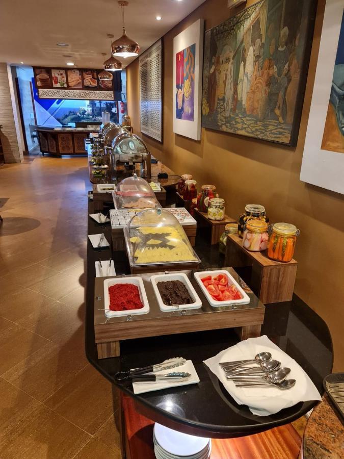 El Oumnia Puerto & Spa Tangier Bagian luar foto