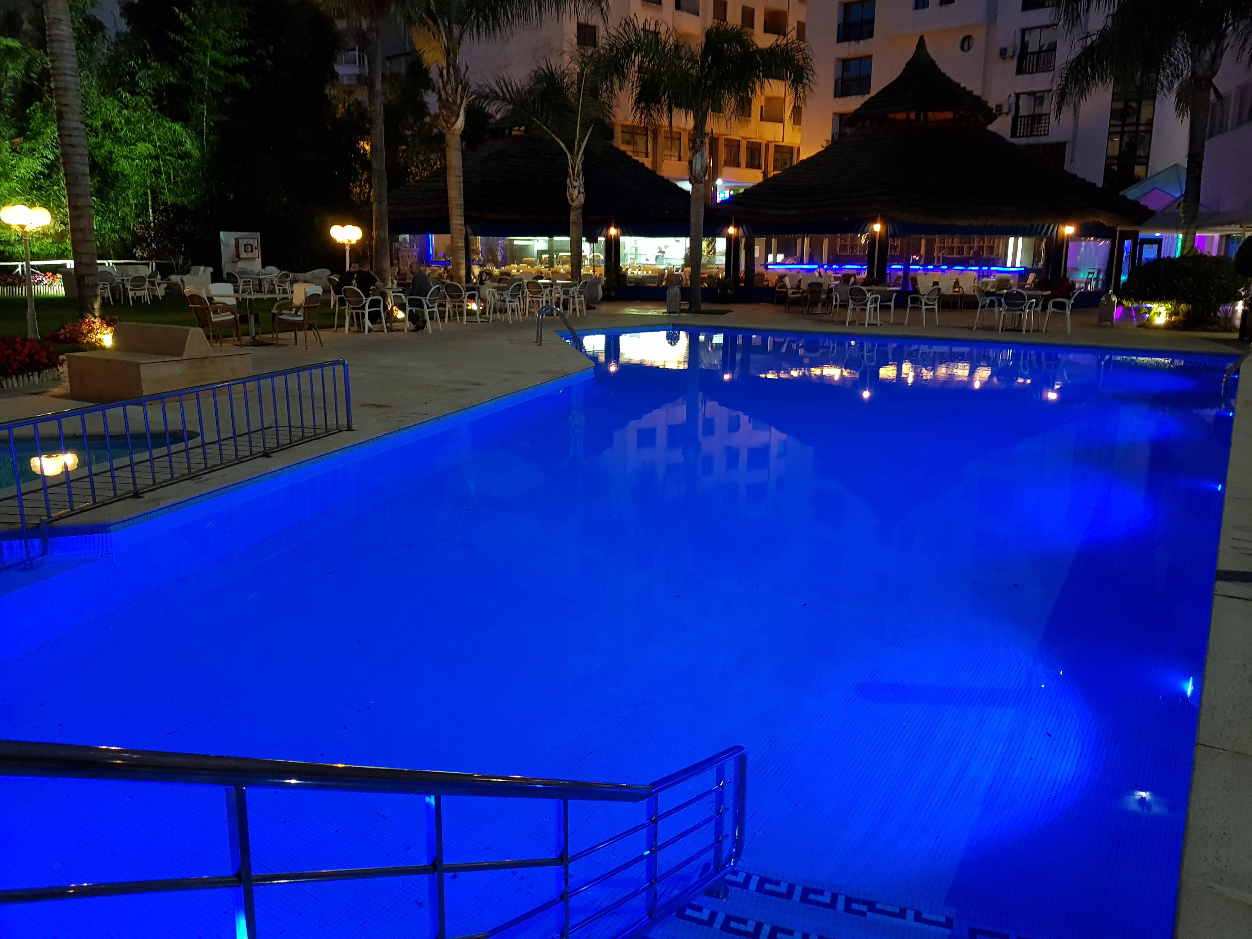 El Oumnia Puerto & Spa Tangier Bagian luar foto