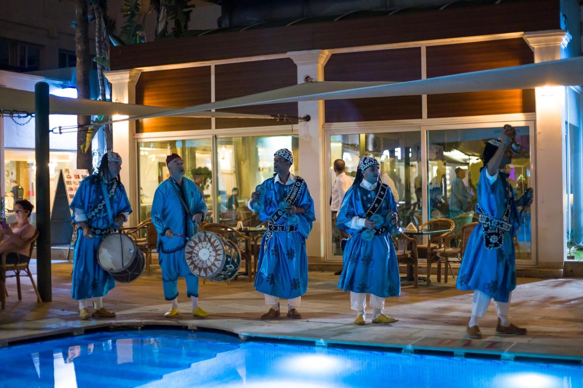 El Oumnia Puerto & Spa Tangier Bagian luar foto